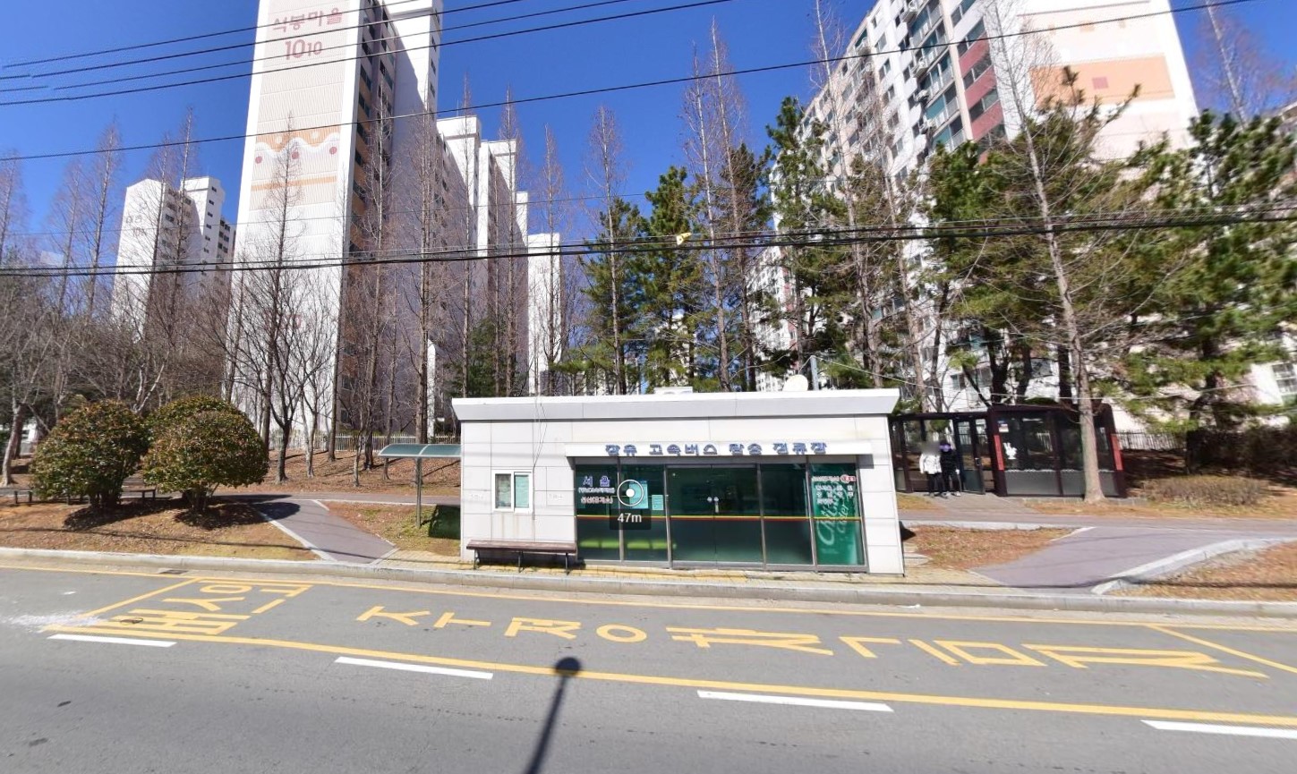 승차장소는 김해장유고속버스환승정류장입니다.